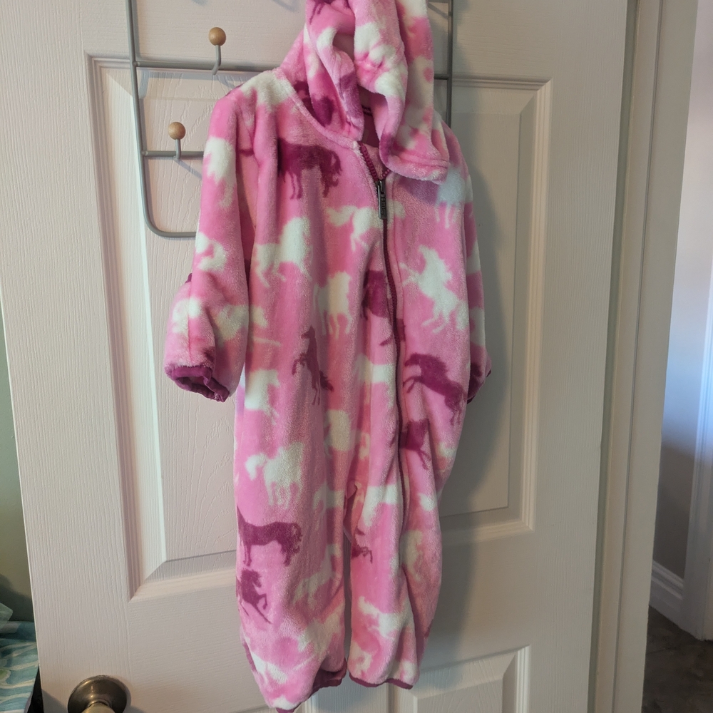 Hatley Pink and White Bunting